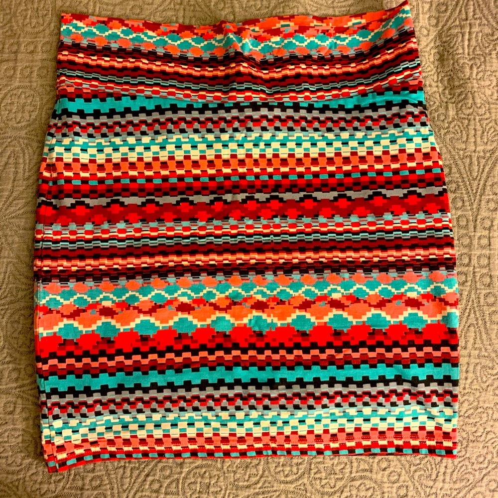 Mosaic mini skirt